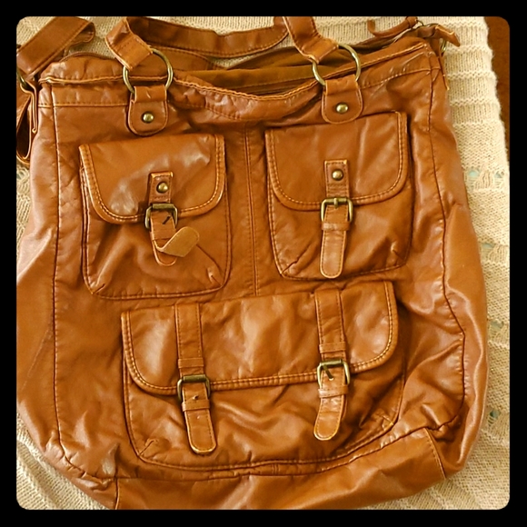 Mossimo Supply Co. Handbags - Mossimo shoulder bag